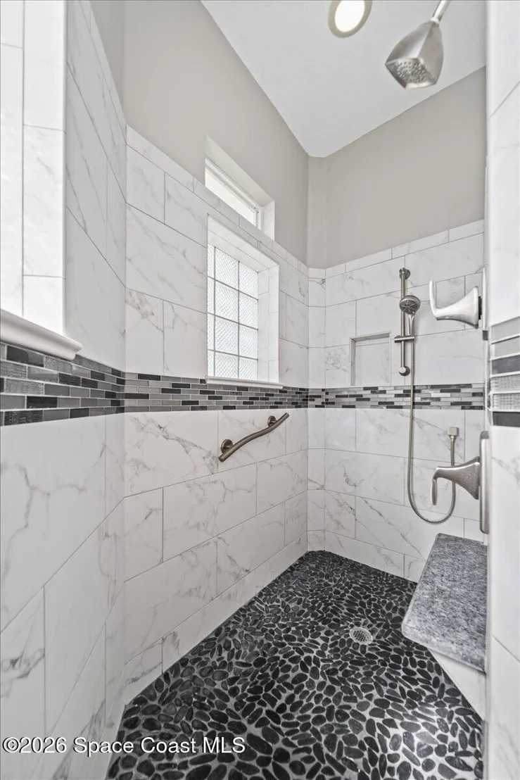Photo of 1050 Starling Way
