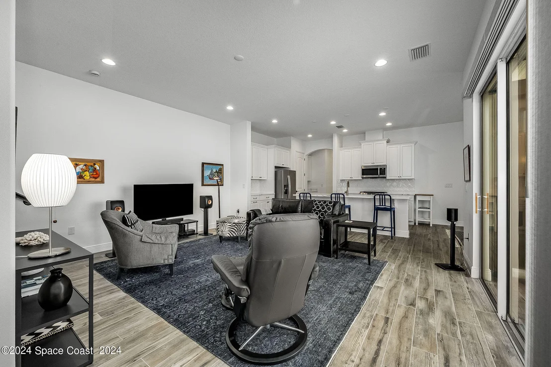 Photo of 8536 Lyside Drive