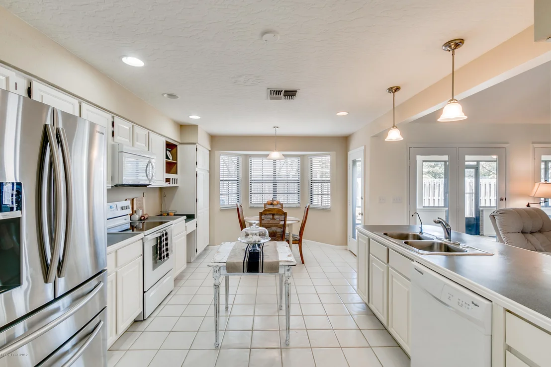 Photo of 902 Whisperpine Drive