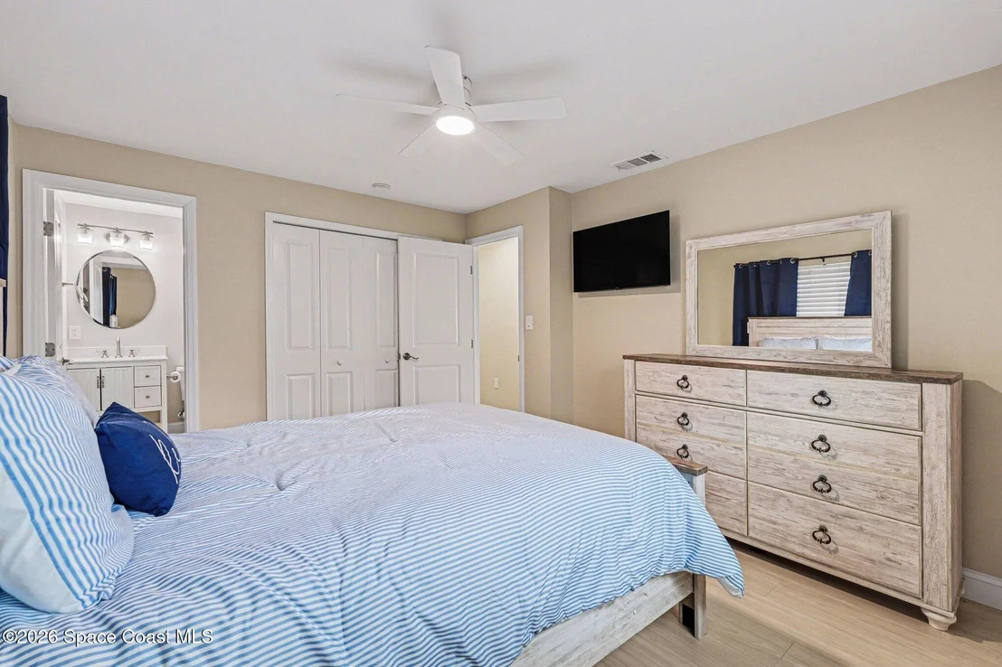 Photo of 375 Cyprus Drive