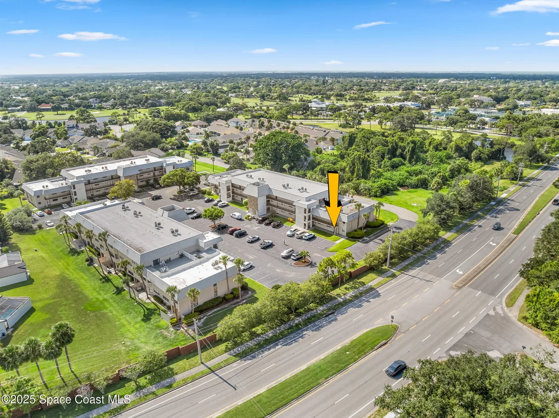 Photo of Unit 1218 at 305 Tangle Run Boulevard