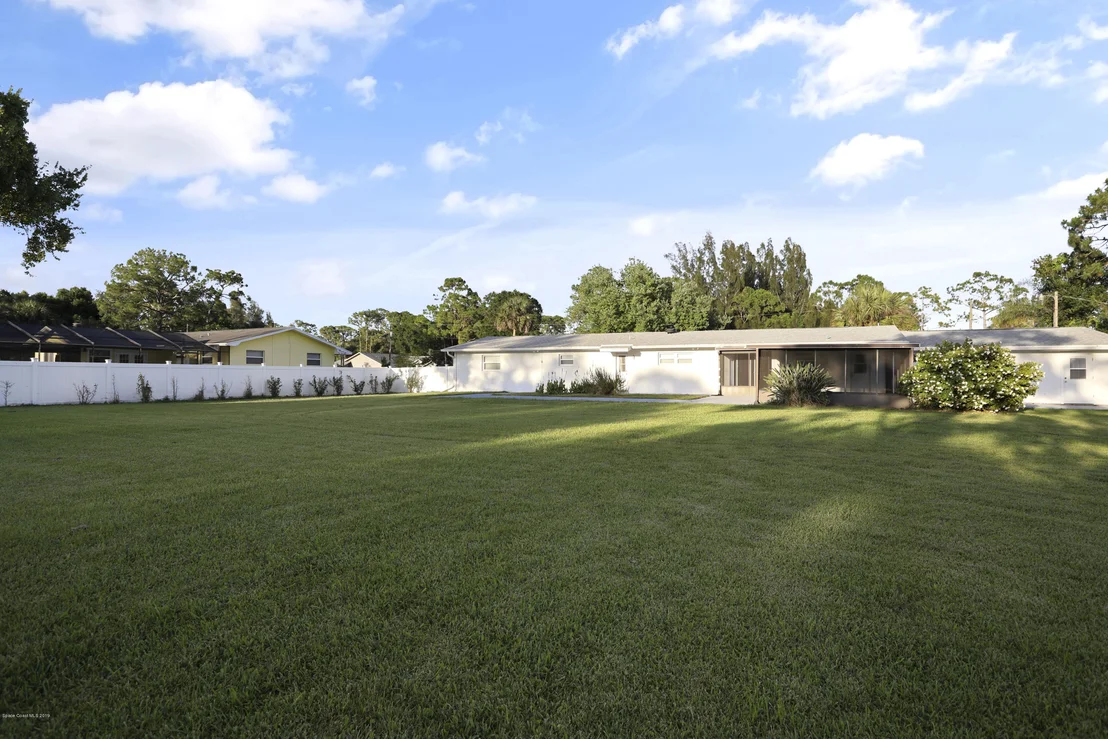 Photo of 2760 Lakehill Road