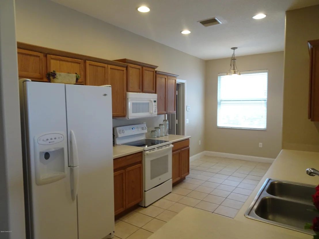 Photo of 2270 Bridgeport Circle