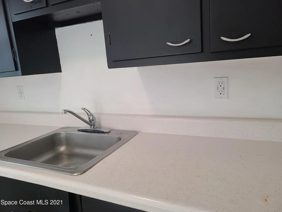 Photo of 1061 Cable Lane NE