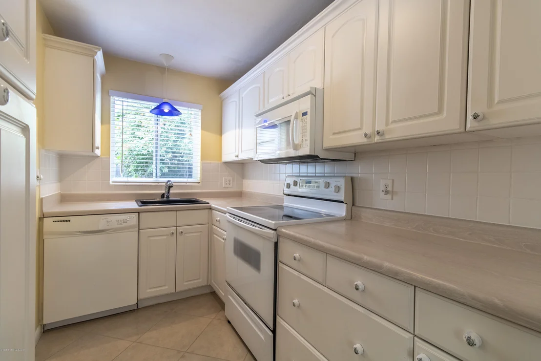 Photo of 1127 Pine Tree Drive
