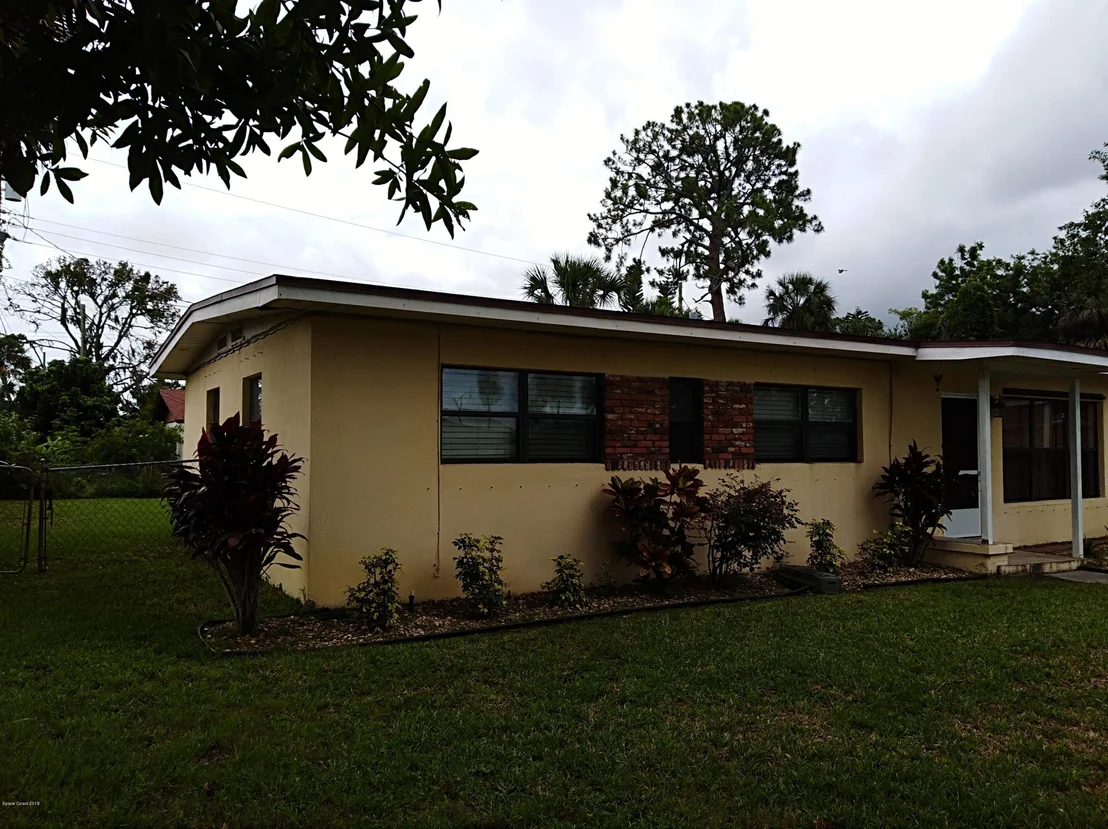 Photo of 121 Explorer Street