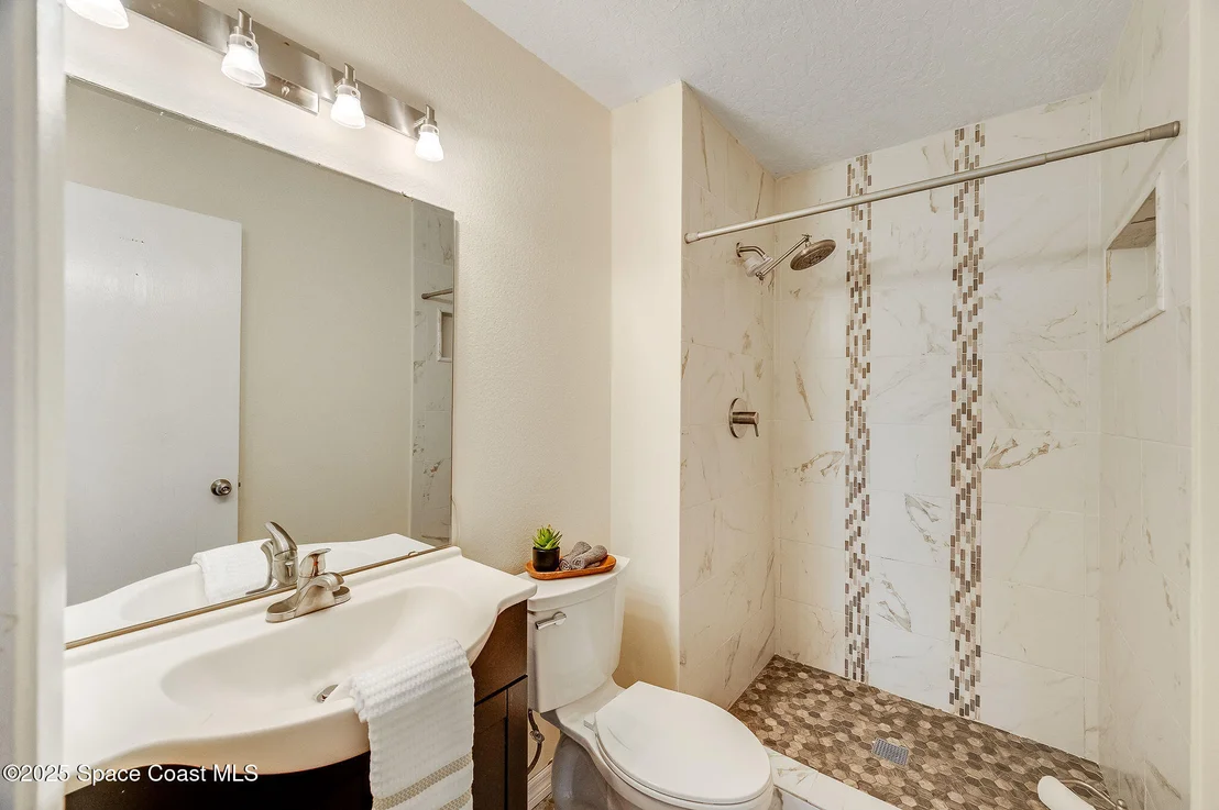 Photo of 6375 Cable Avenue