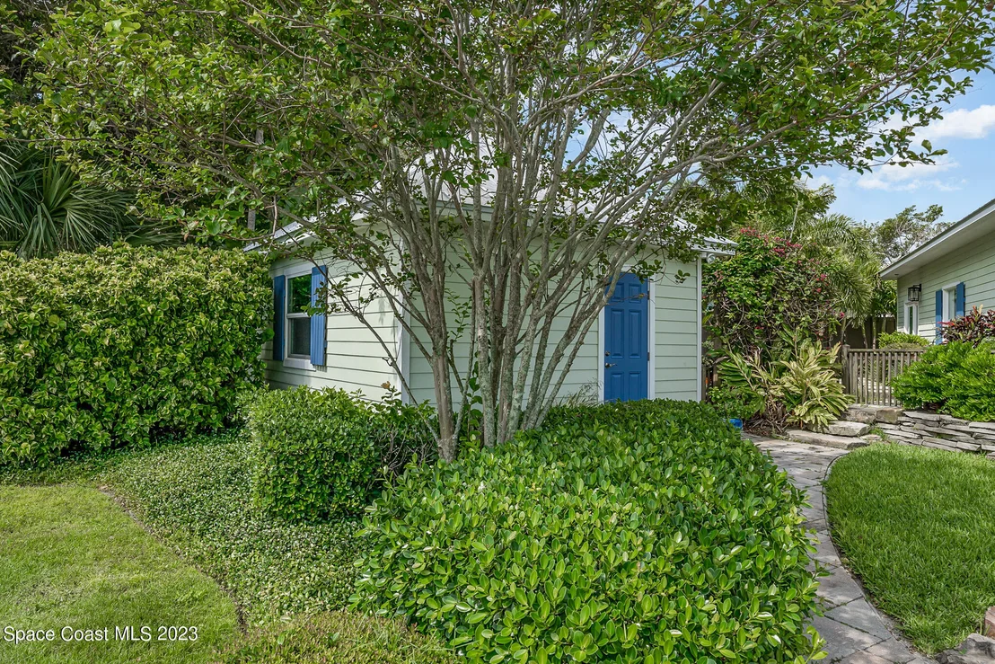 Photo of 413 N Indian River Drive