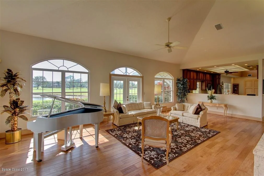 Photo of 490 Pine Needles Court