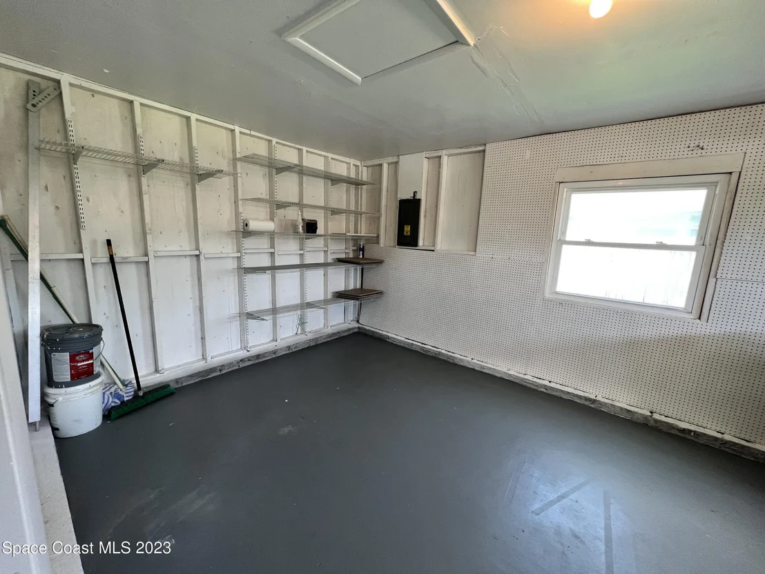Photo of 2879 Lancaster Road