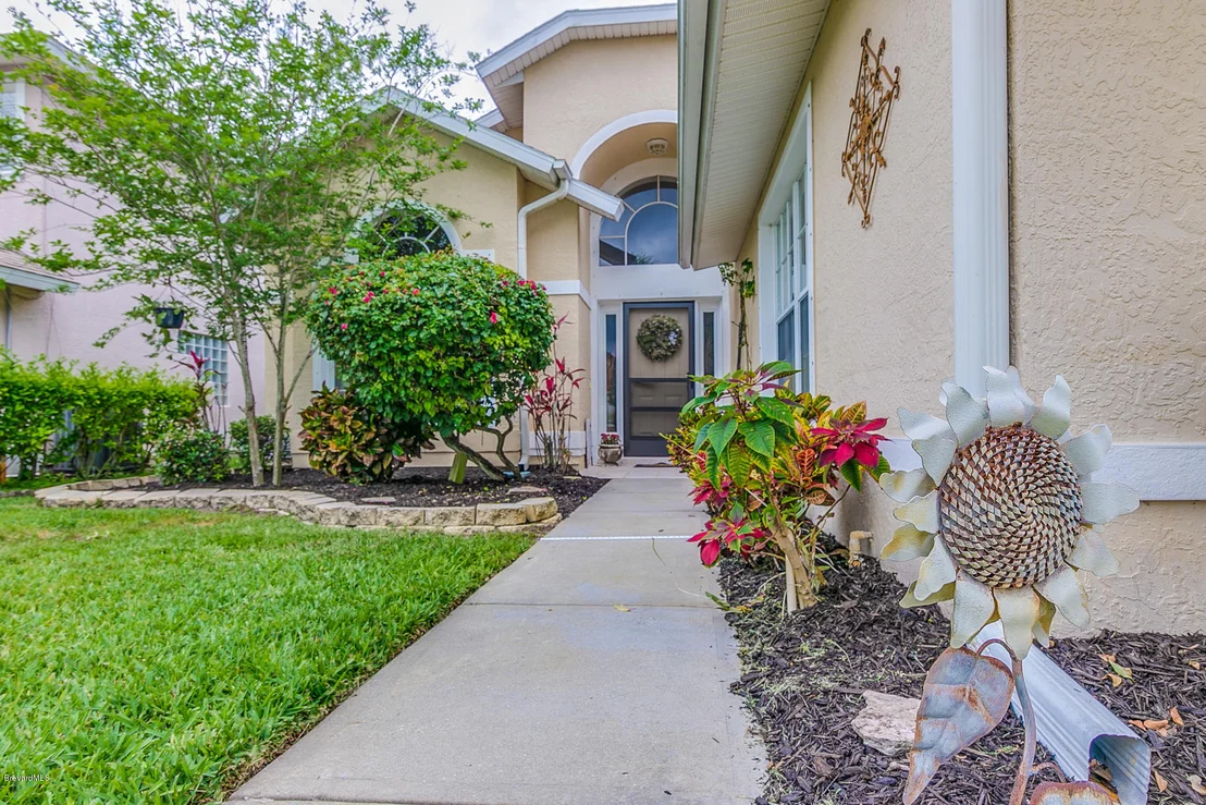 Photo of 3859 Saint Armens Circle