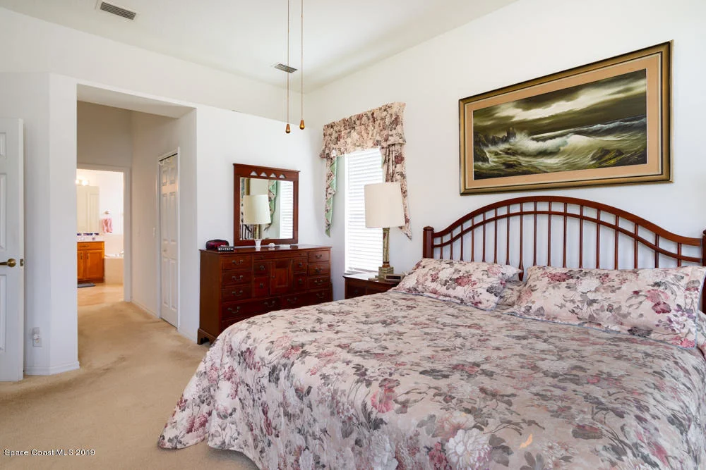 Photo of 1370 Whitman Drive