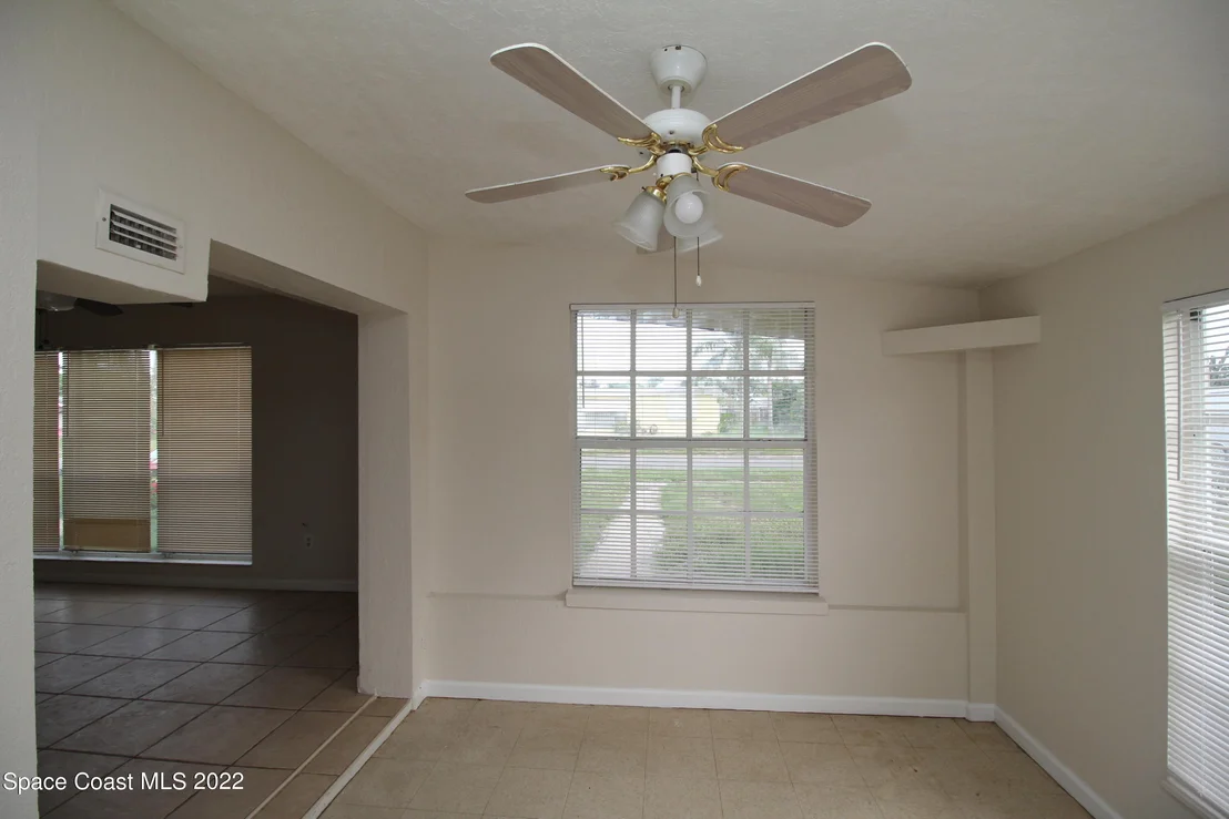 Photo of 3058 Garden Terrace NE