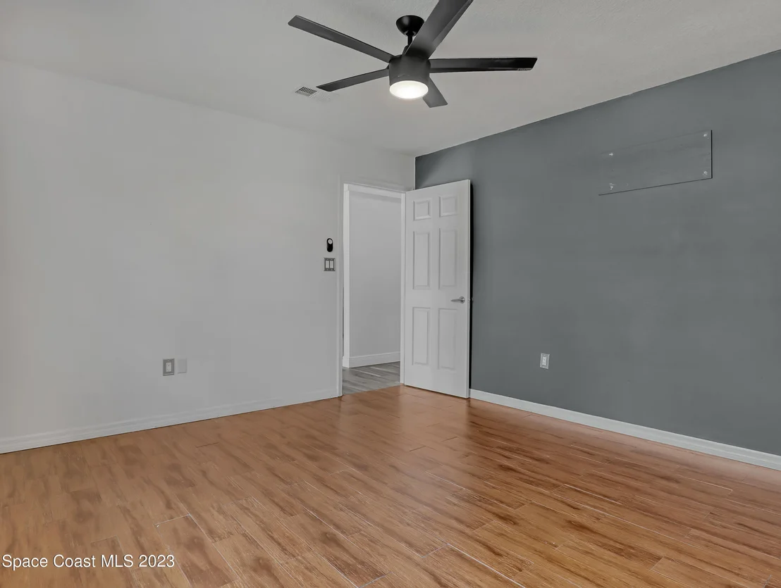 Photo of 5233 Carrick Road