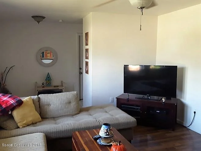 Photo of 620 Ford Circle W