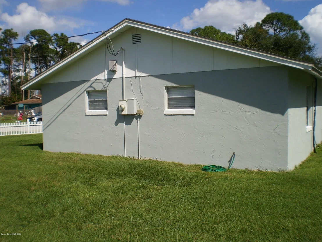 Photo of 5521 Flint Road