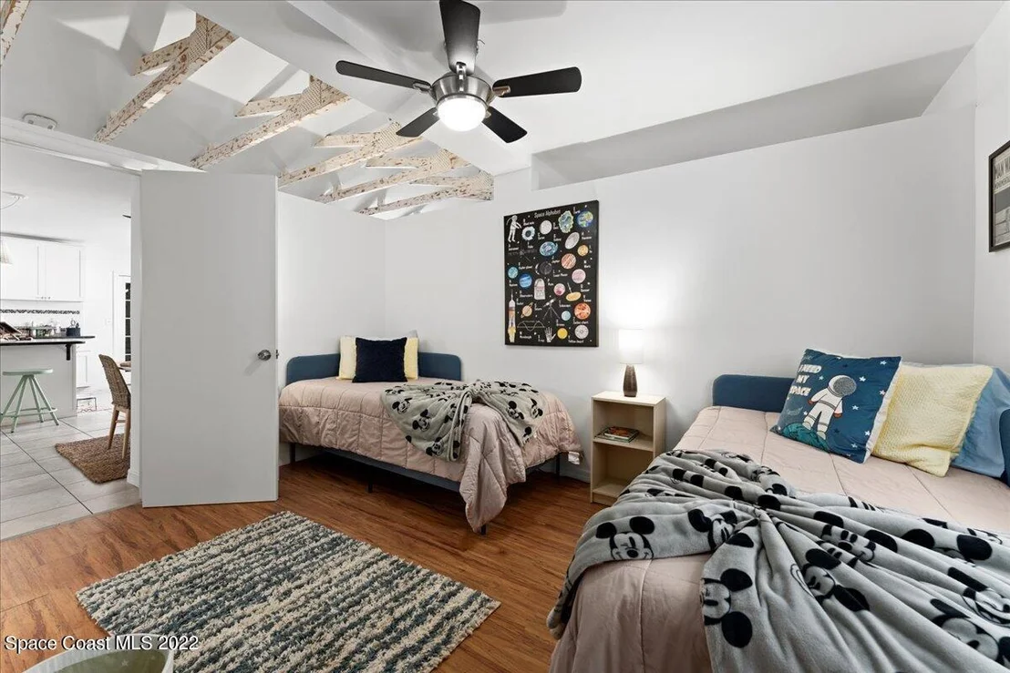 Photo of 1345 Bayshore Drive