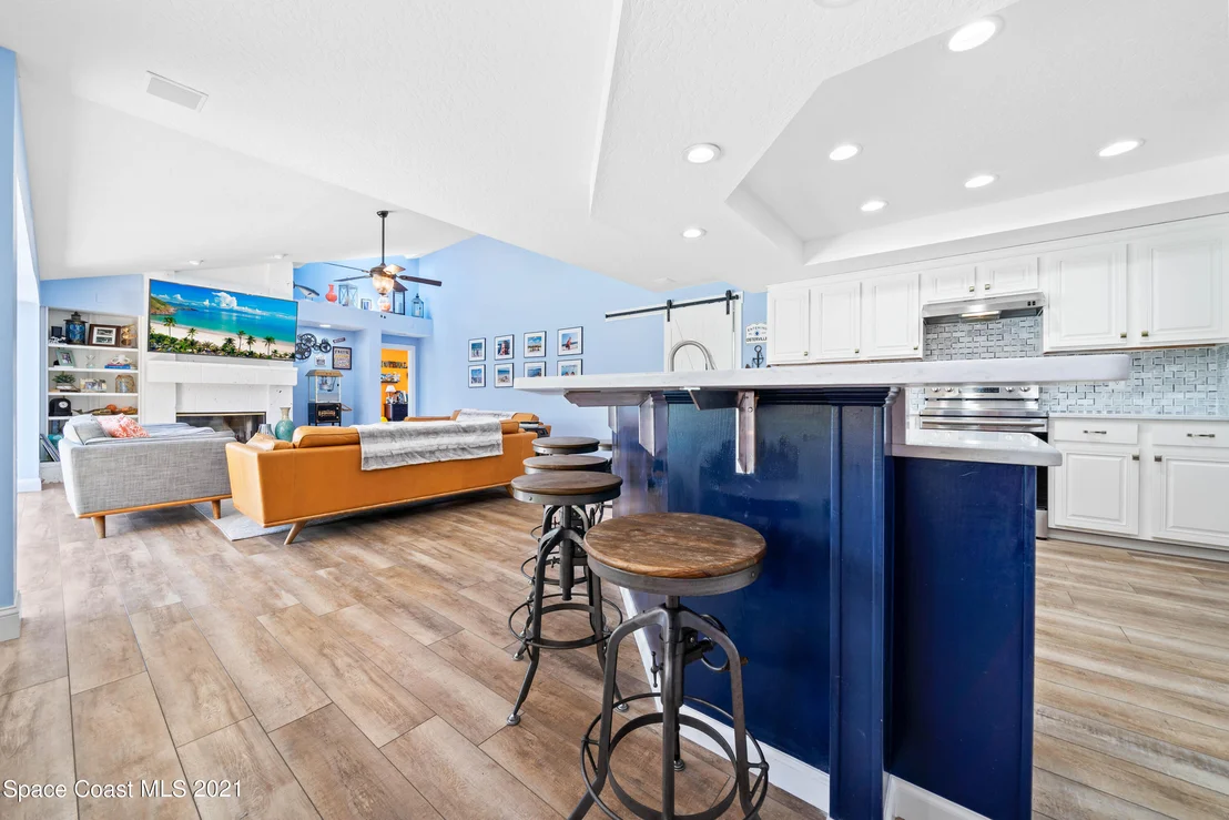 Photo of 209 Lanternback Island Drive