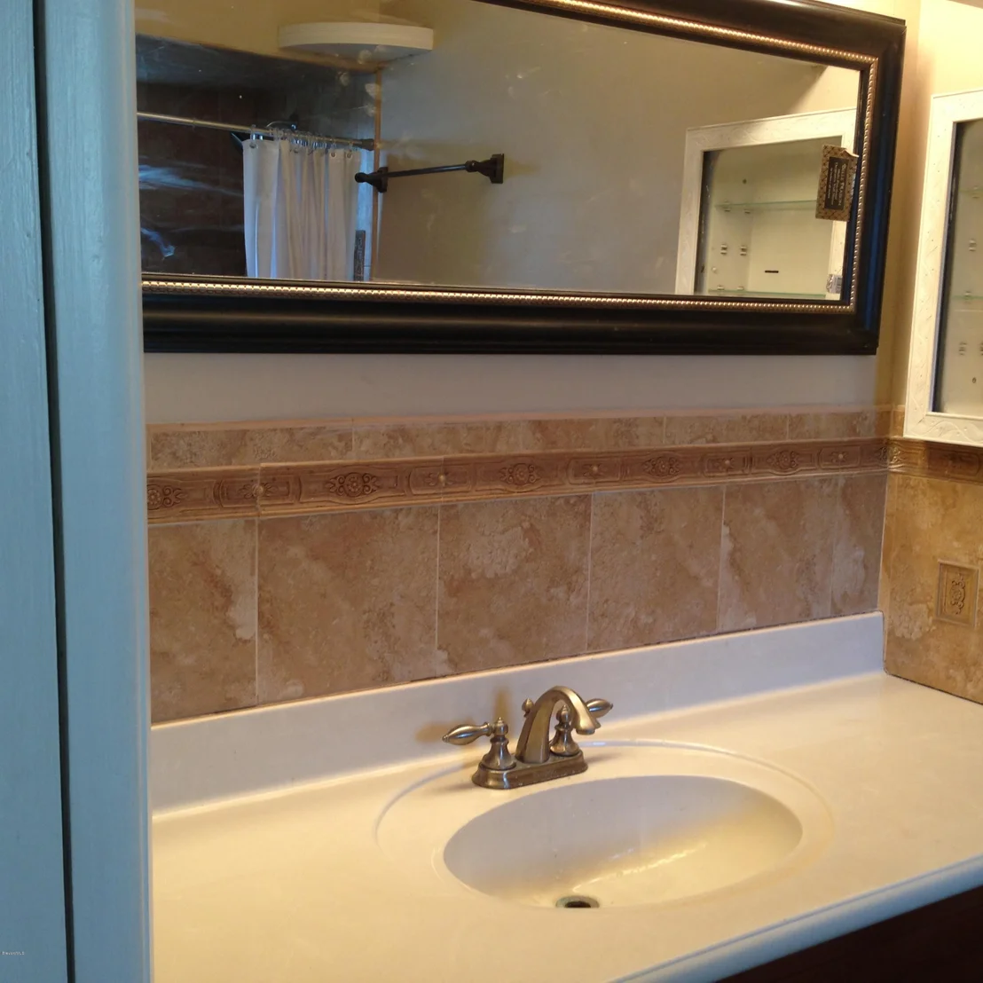 Photo of 3020 Manitoba Lane