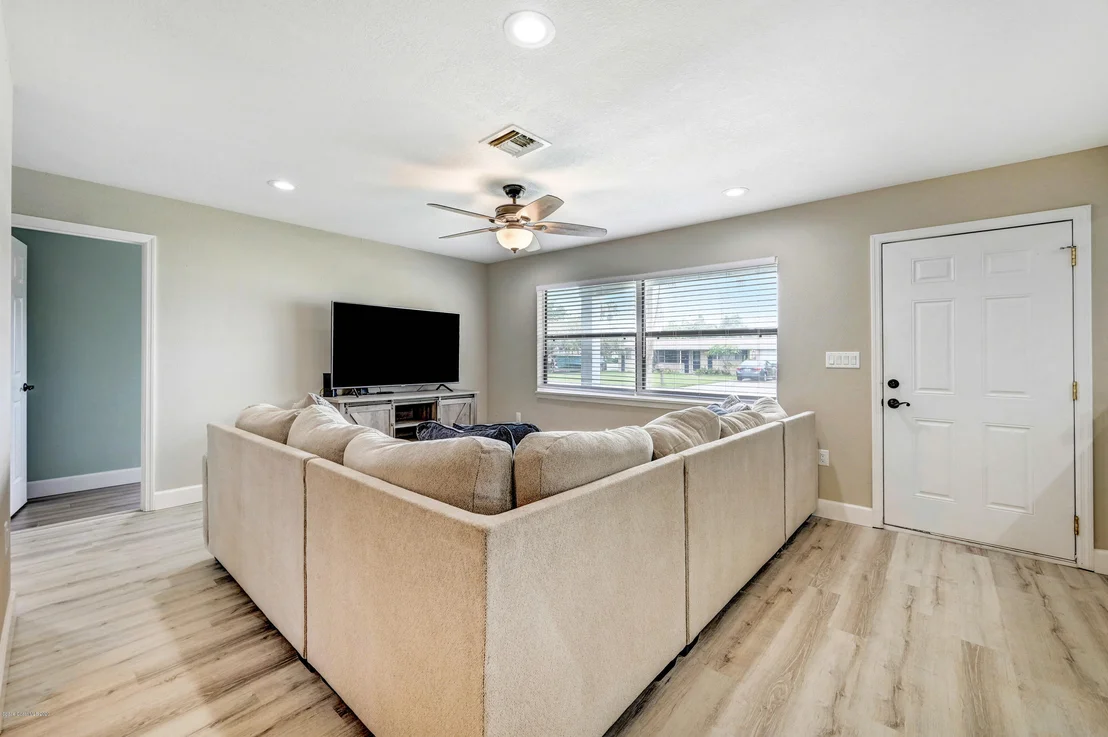 Photo of 2558 Lorna Drive