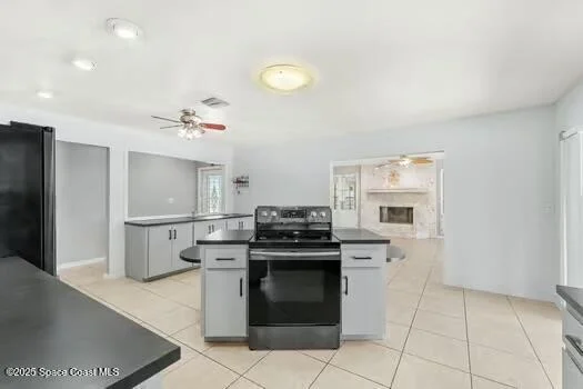 Photo of 933 Waialae Circle NE