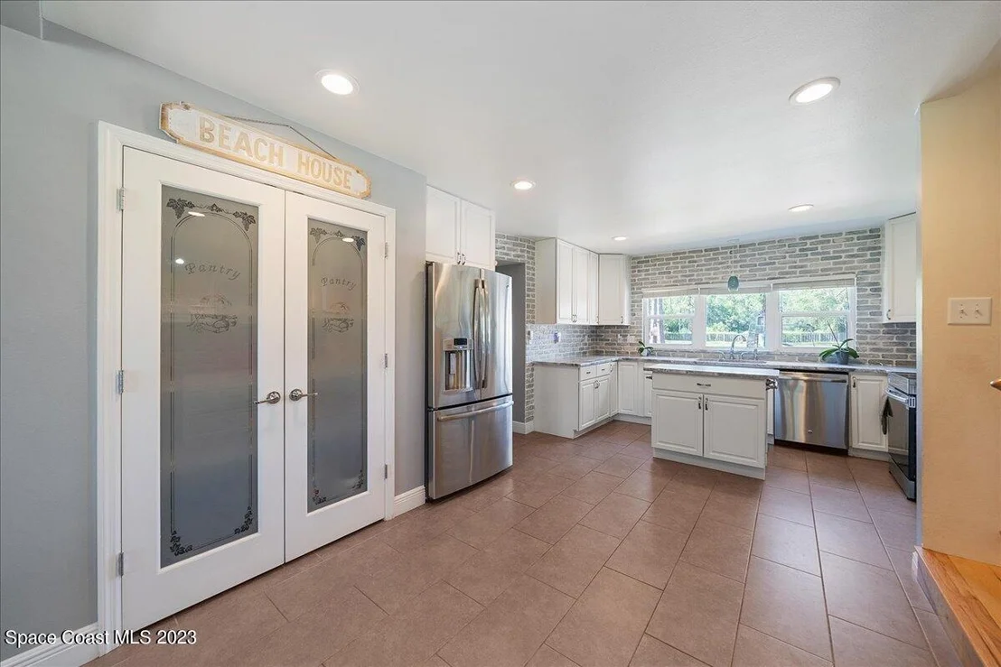 Photo of 8615 Sylvan Drive