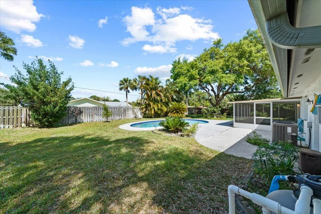 Photo of 308 Clayton Avenue