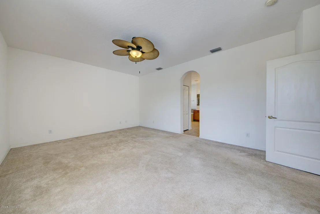 Photo of 3516 Peninsula Circle