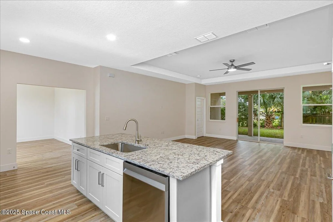 Photo of 958 Chace Lane NE