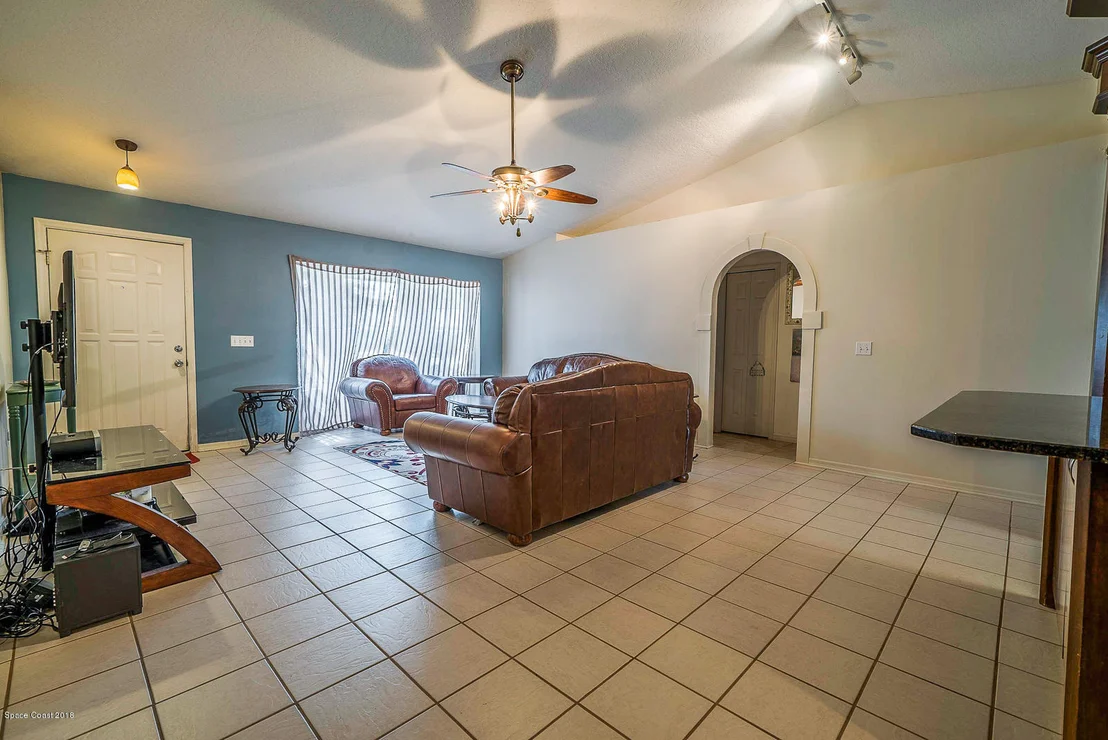 Photo of 2404 Wolf Creek Drive