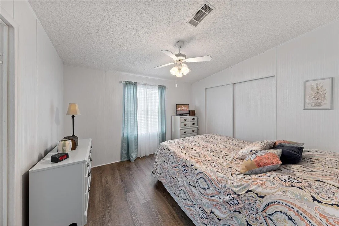 Photo of 7568 Chasta Road