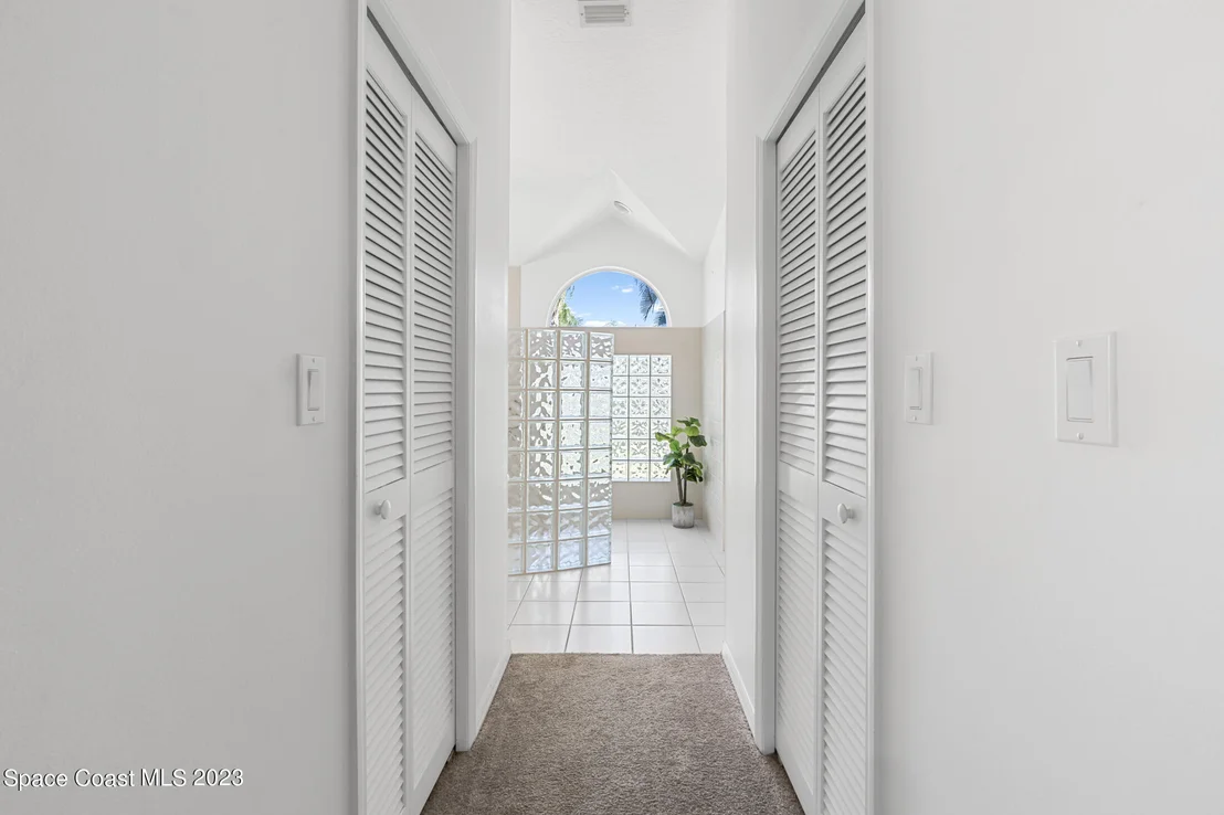 Photo of 580 Deerfield Drive