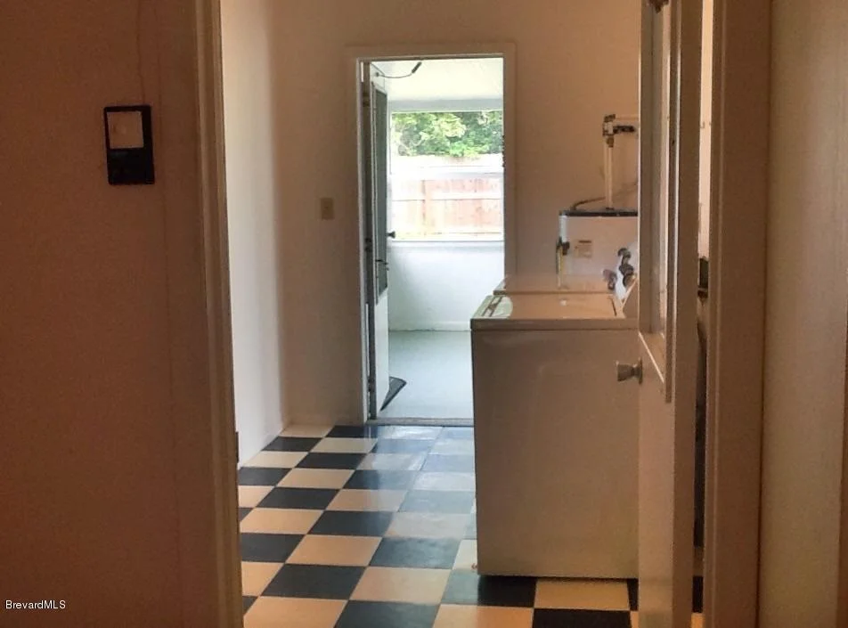 Photo of 1455 Sumac Court NE