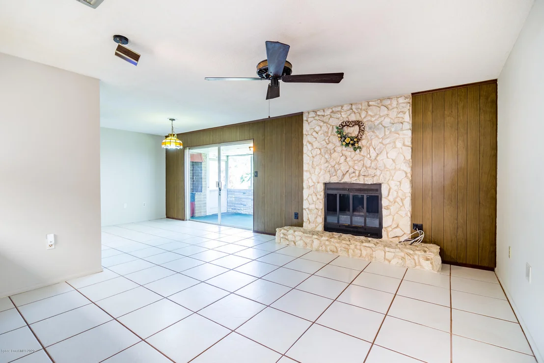 Photo of 3077 Sunset Lane
