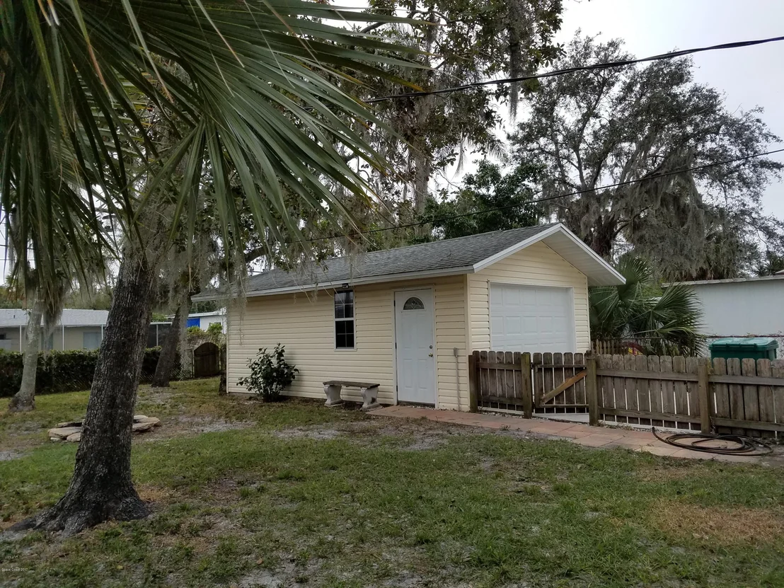 Photo of 853 Hemlock Street