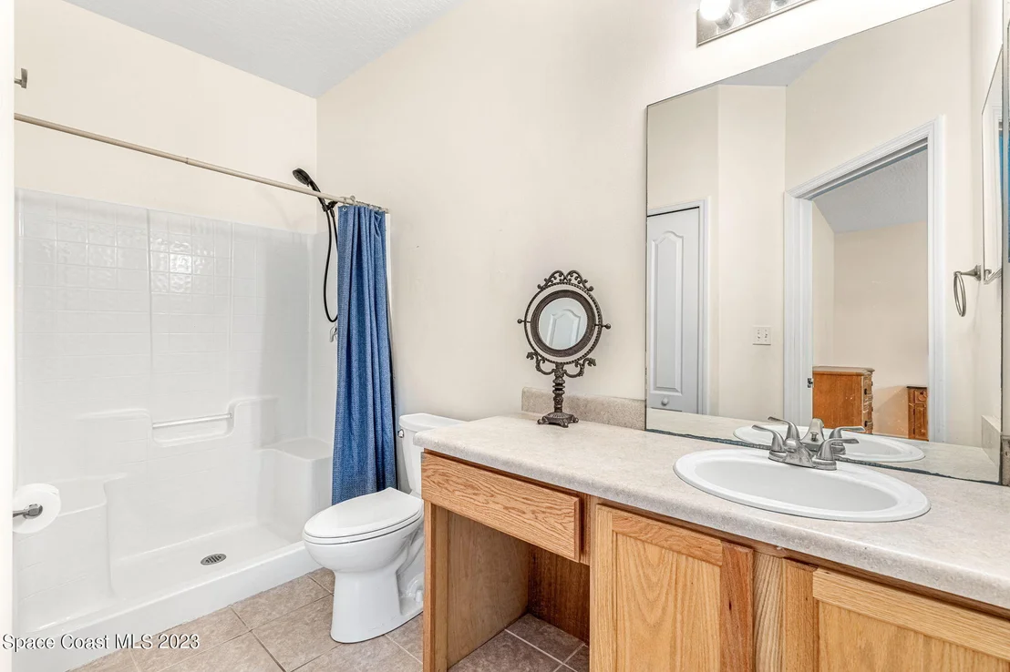 Photo of 5022 Outlook Drive