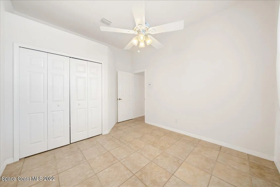 Photo of 4523 Long Lake Road