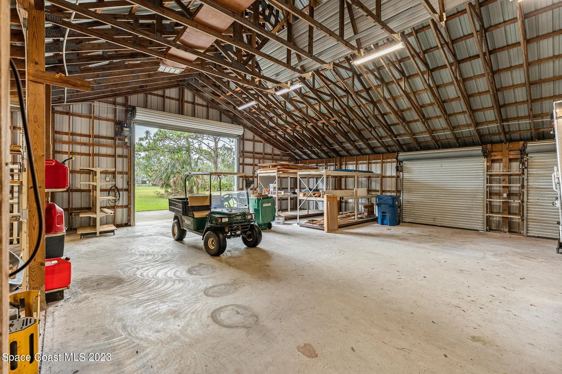 Photo of 927 Iron Bend Trail