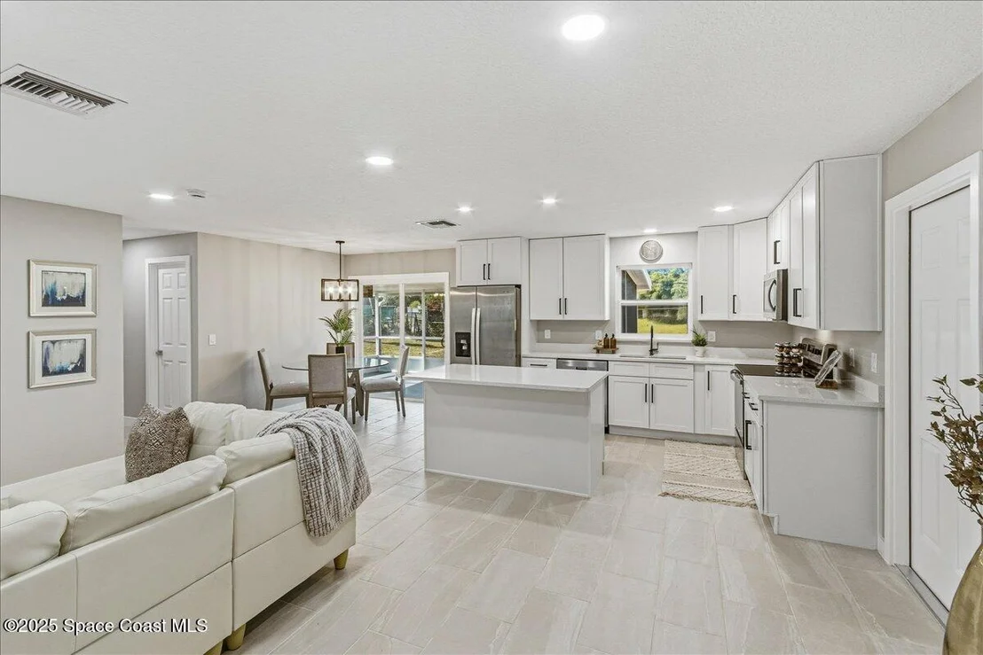 Photo of 2209 Iona Drive
