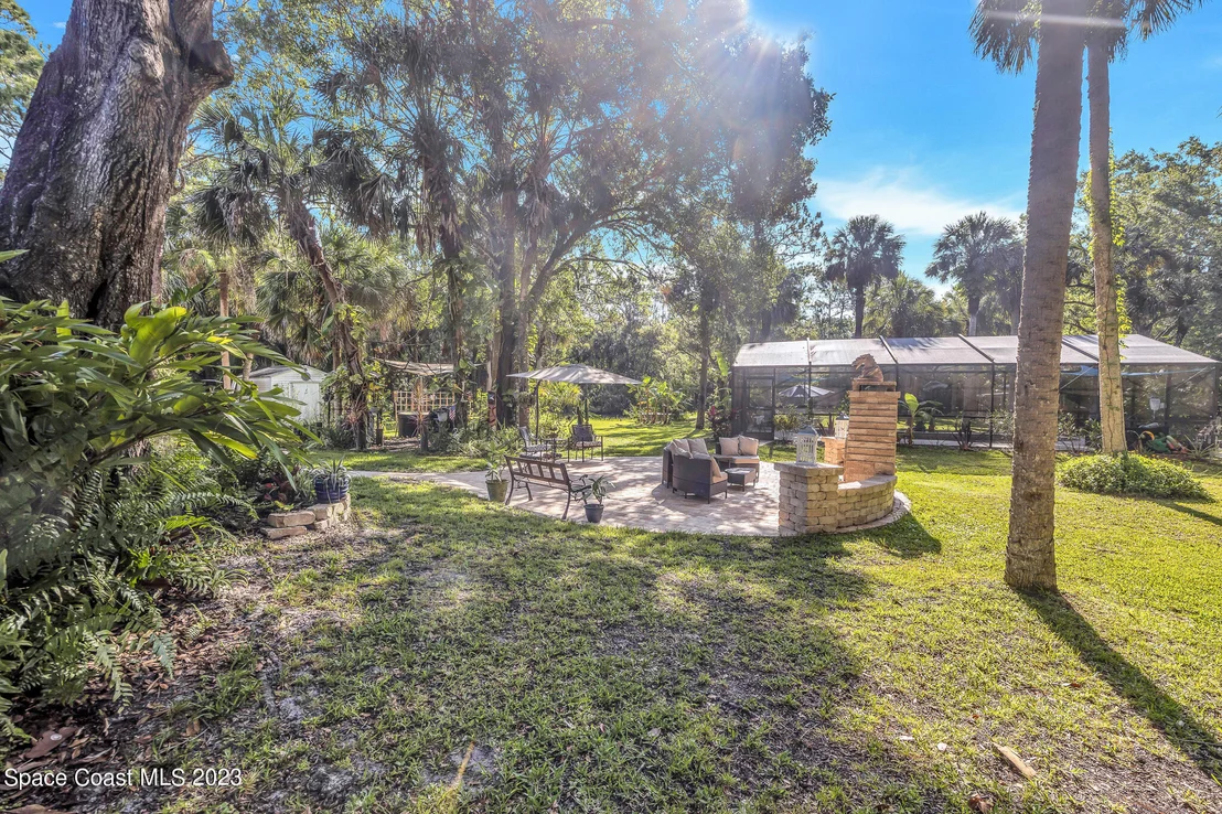 Photo of 2365 Homestead Lane