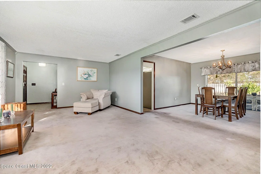 Photo of 340 Grant Avenue