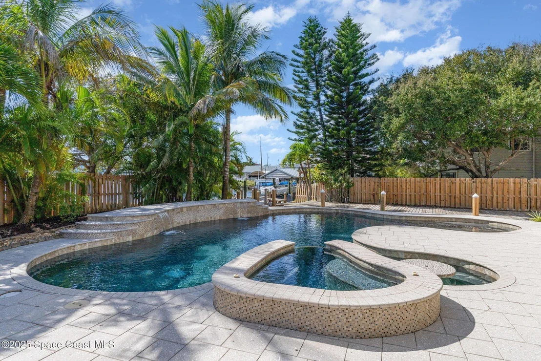 Photo of 117 Mohican Way