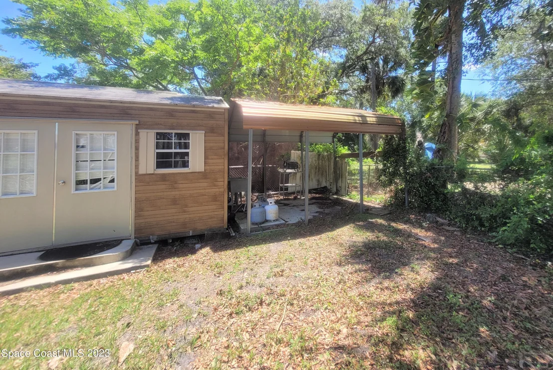 Photo of 2586 Stratford Drive