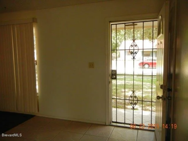 Photo of 1084 Hermosa Drive