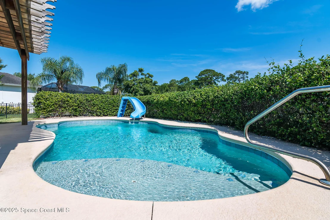 Photo of 8553 Drayton Circle