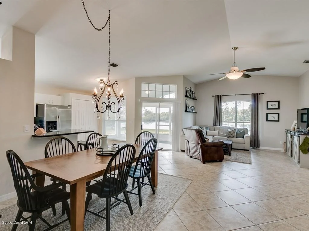 Photo of 8035 Bracken Lane