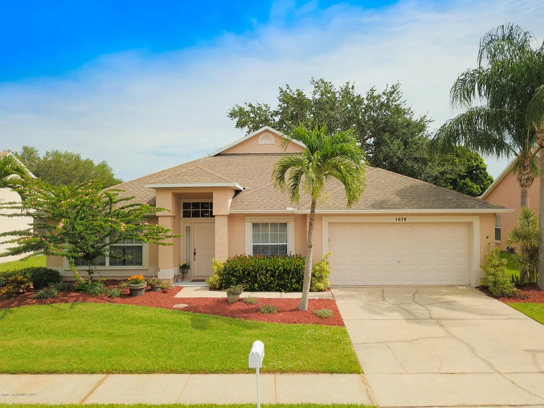 Photo of 1670 Rustic Way