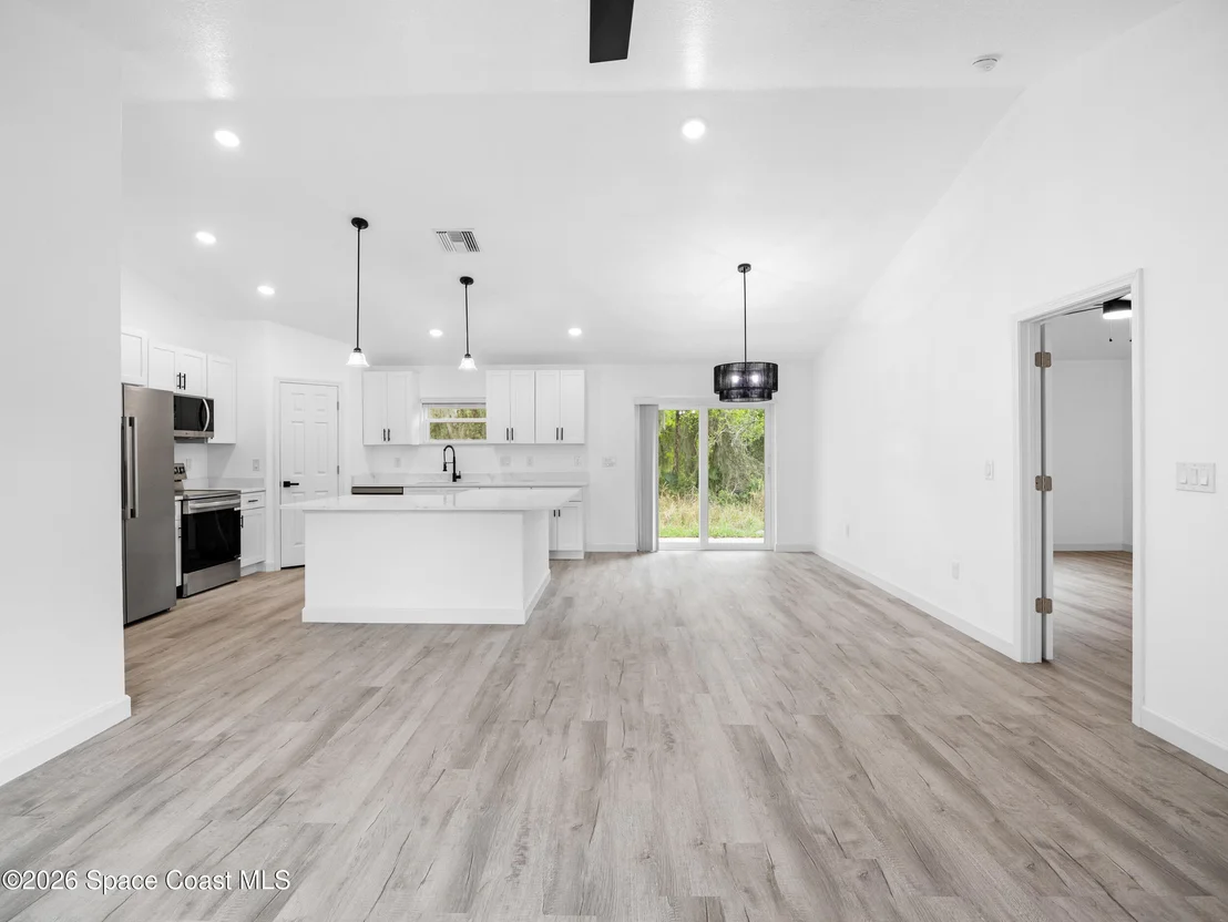 Photo of 2829 Warren Street