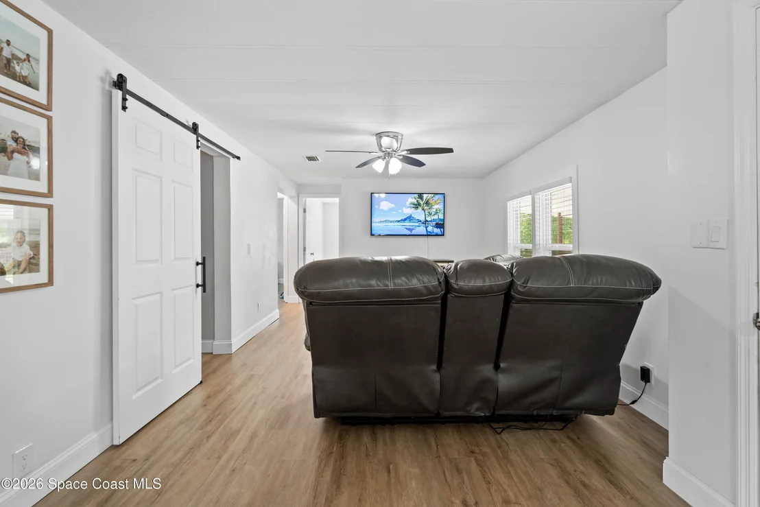 Photo of 9025 Lincoln Road