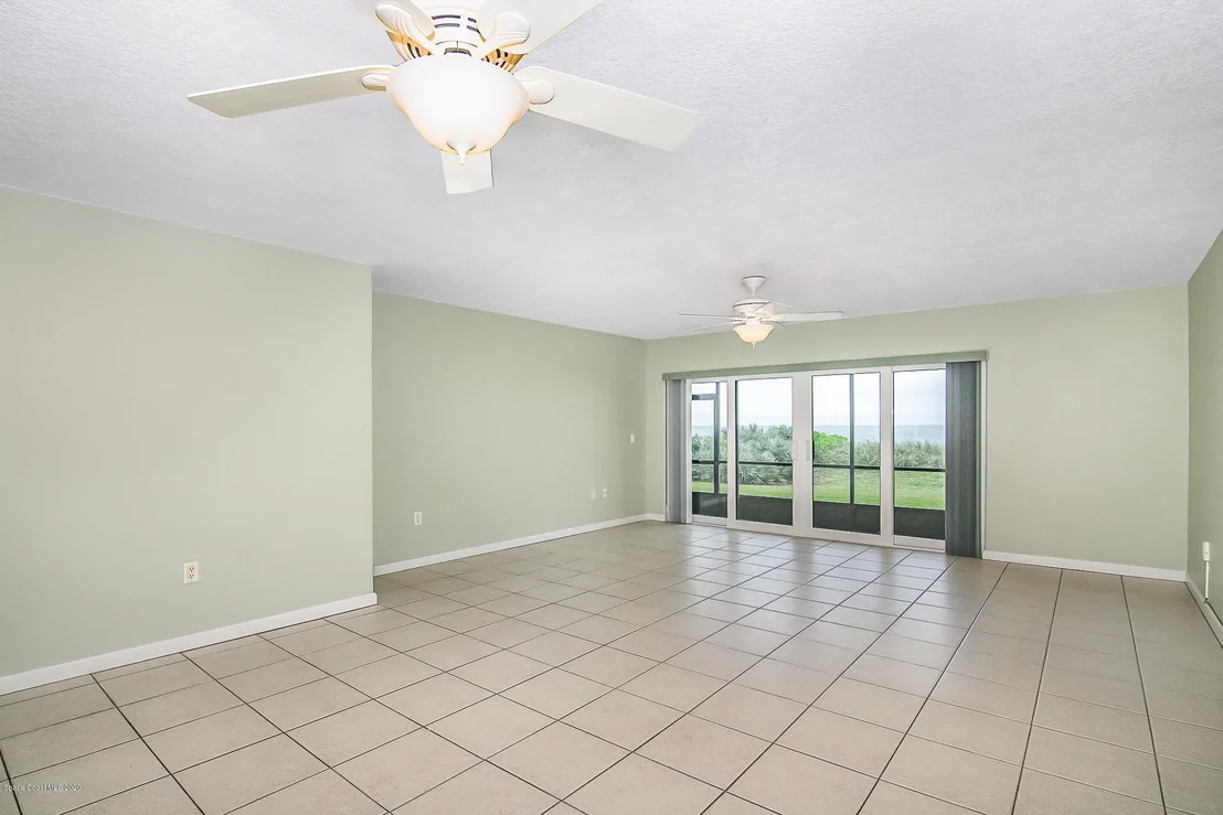 Photo of Unit 111 at 175 Highway A1A